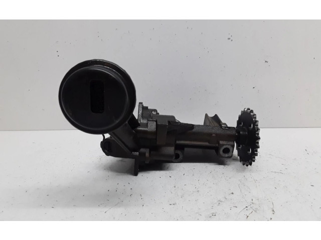 Масляный насос 8200307174 Renault Clio III