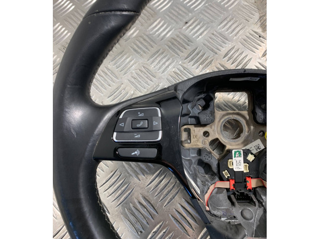 Volant Volkswagen Touareg II 2013 7P6419091