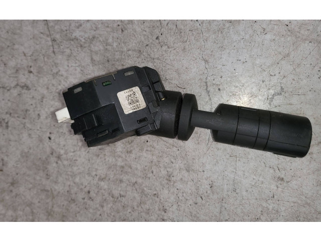 Ручка поворотов/ фонарей 25540 Nissan Navara D40