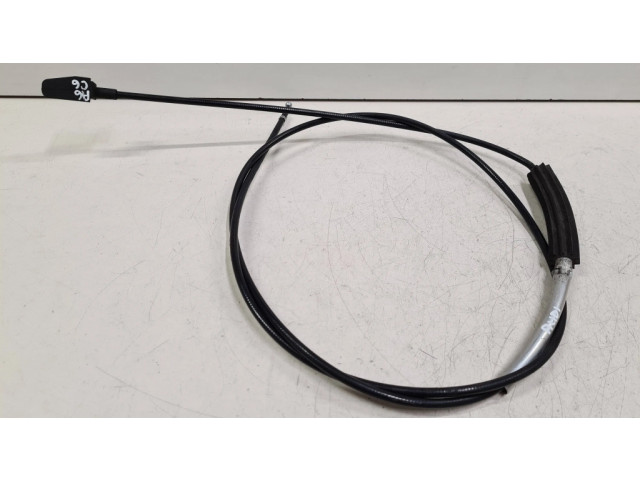 Трос замка капота двигателя