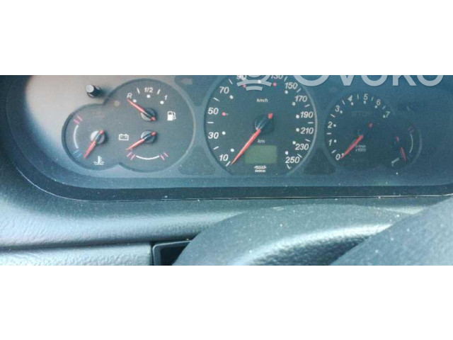 Панель приборов 610318   Citroen C5       