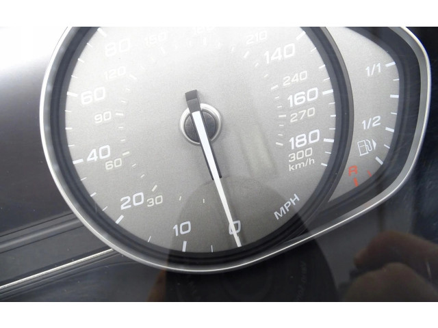 Přístrojová deska Audi A8 S8 D5 2021 4H0920811G