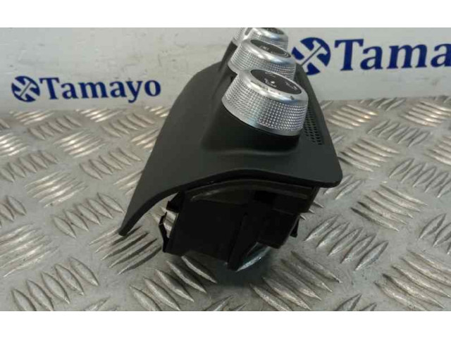 Модуль блока управления кондиционером 8XA820043   Audi A1