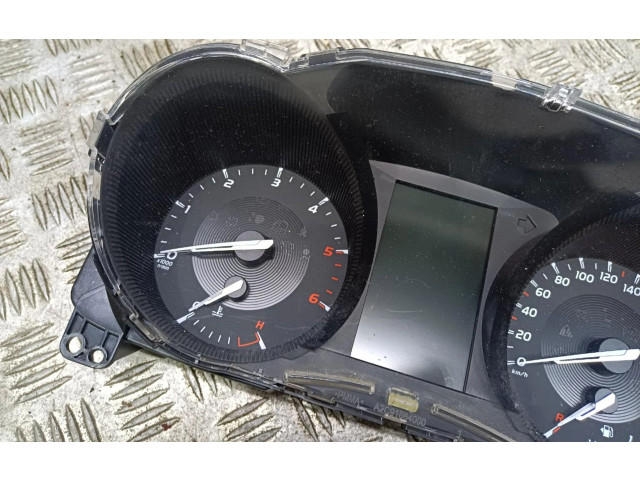 Přístrojová deska Toyota Avensis T270 2015