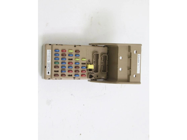 Блок предохранителей 82201FG010, 82201FG010 Subaru Forester SH