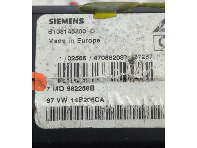 Блок предохранителей S108145300D, 470682087 Ford Galaxy