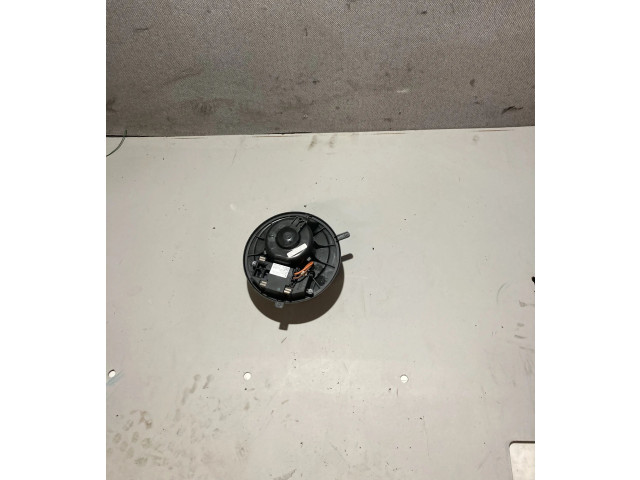 Вентилятор печки Volkswagen Golf Plus