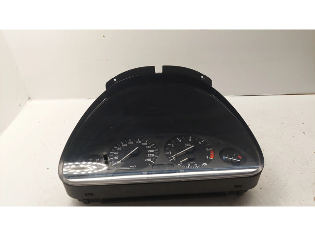 Přístrojová deska BMW 5 E39 2000 62118372359, 11000873