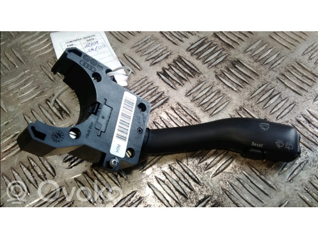 Ручка стеклоочистителей 4B0953503H01C Volkswagen Golf IV