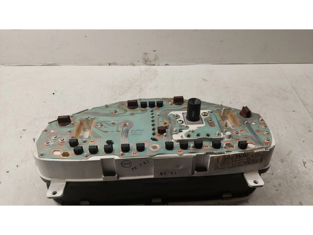 Панель приборов MR114277 Mitsubishi Carisma