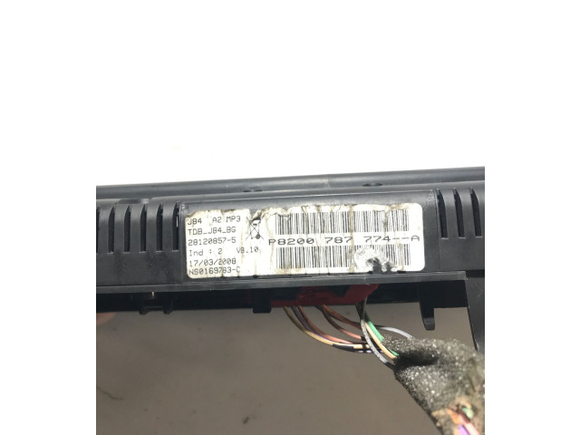 Přístrojová deska  Renault Scenic II -  Grand scenic II 2003 P8200787774A, 216693960  