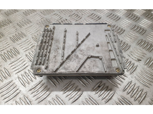 Блок управления двигателя 08667710A Volvo V70