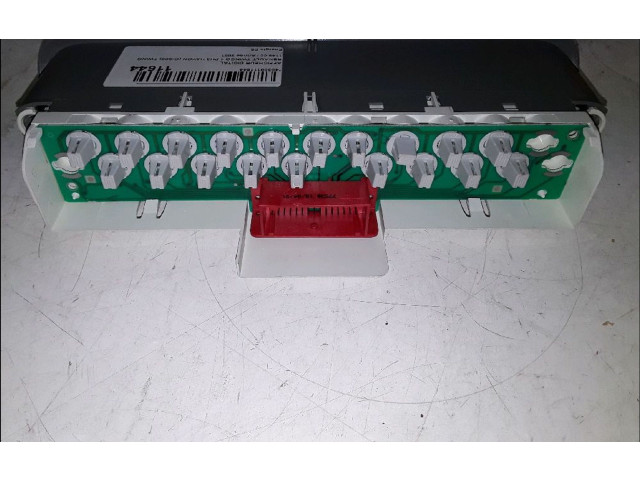 Turbodmychadlo Экран/ дисплей / маленький экран Renault Twingo I D7FF702