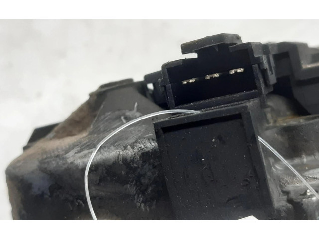 Моторчик заднего дворника 53013012    Opel Combo C