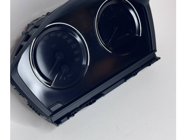 Přístrojová deska BMW 1 F20 F21 2016 8715139, 6837007