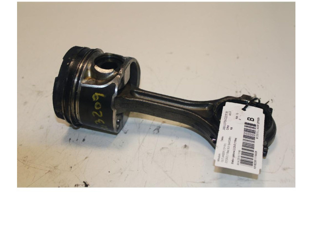 Поршень с шатуном 4N14 Mitsubishi Outlander