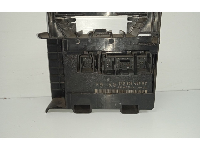 Блок комфорта Volkswagen Jetta V