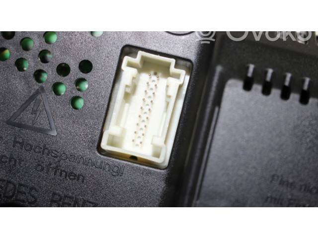 Přístrojová deska Mercedes-Benz S W221 2012 A2219004602