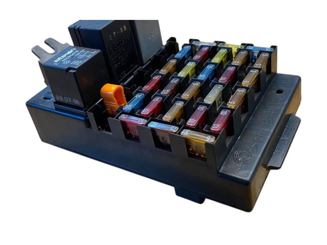 Блок предохранителей 46520419 Alfa Romeo 166