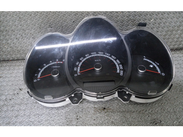 Přístrojová deska KIA Venga 2012 940041P591