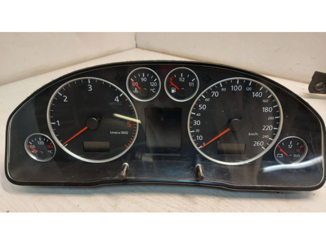 Панель приборов 110080128001 Audi A6 S6 C5 4B