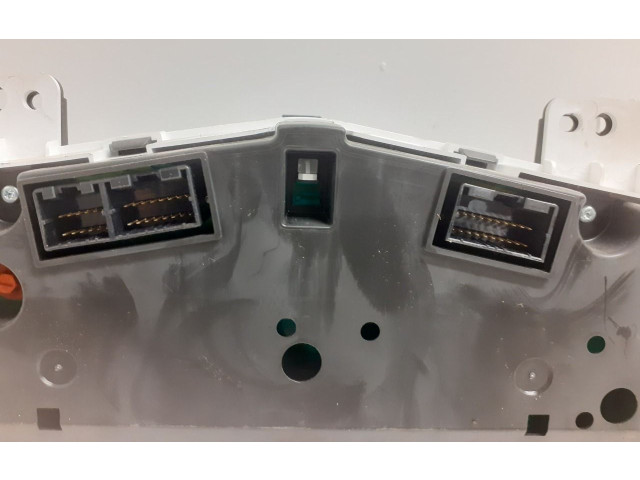 Панель приборов    KIA Venga       