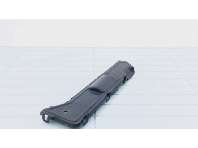 Другая деталь отсека двигателя