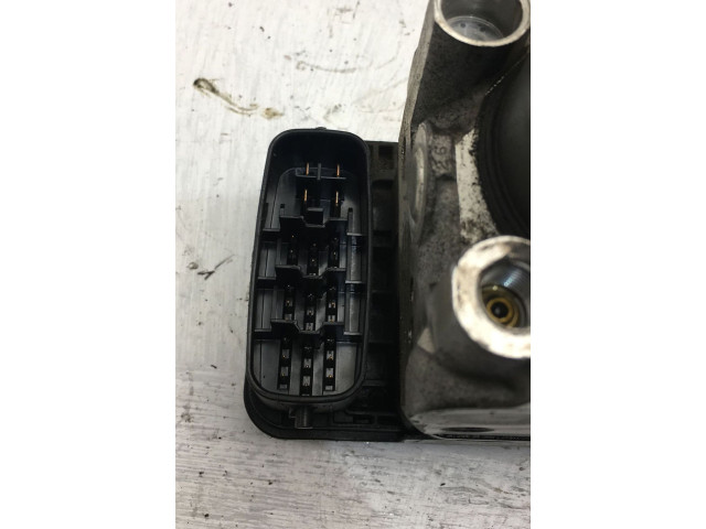 Jednotka ABS Toyota Previa (XR30, XR40) II 2005