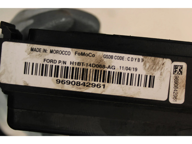 Блок предохранителей Ford Fiesta