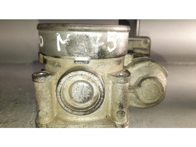 Дроссельная заслонка