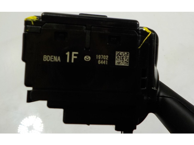 Ручка стеклоочистителей 19702 Mazda 3