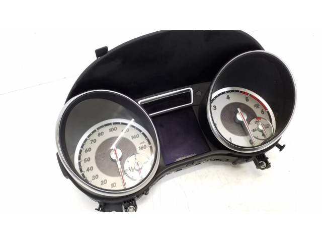 Přístrojová deska Mercedes-Benz GLA W156 2014 A1569004601