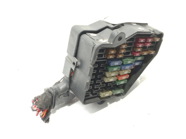 Pojistková skříňka Řídící jednotka BSM 8D1941824 Audi A6 S6 C6 4F 2005