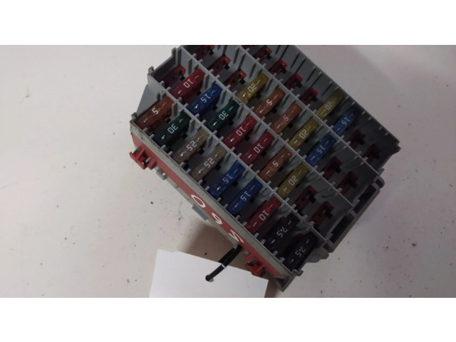   Pojistková skříňka 9162439   Volvo S60 2003