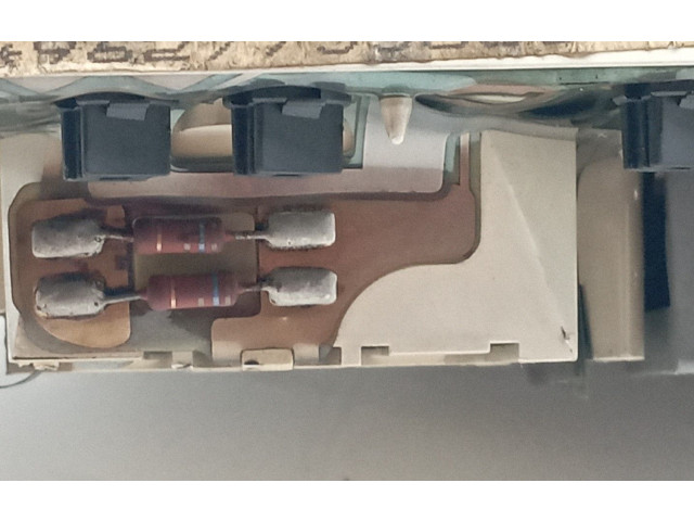 Přístrojová deska Peugeot 106 1997 09034229162, 09034249905