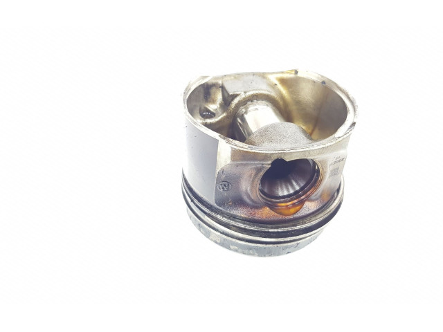 Píst 8580699, 11258580699 BMW X1 E84