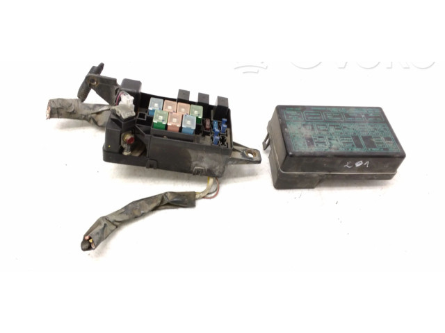 Блок предохранителей PR02000000, MB629083 Mitsubishi Colt