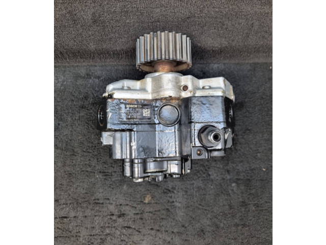 Vstřikovací čerpadlo 057130755K, 057130755M   Audi A8 S8 D3 4E    BVN 