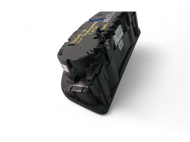 Přístrojová deska Volkswagen Multivan T5 2010 7E0920870A