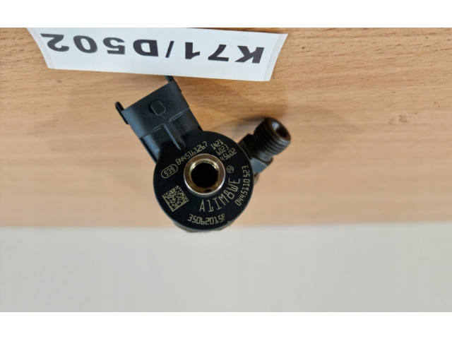 Vstřikovač 35062015F   Maserati Ghibli     