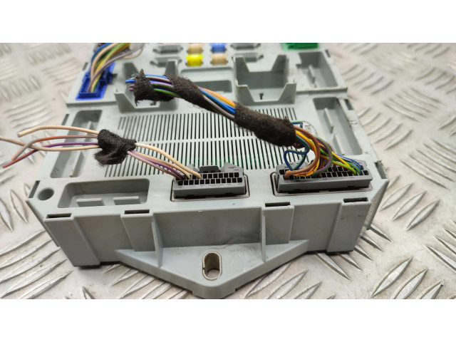 Блок предохранителей DX2314D628AG Jaguar XF X250