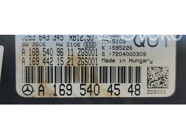 Přístrojová deska Mercedes-Benz B W245 2005 A1695404548