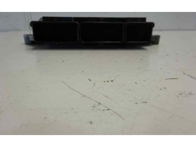 Блок управления двигателя 237102213R, 0281030439   Dacia Logan II