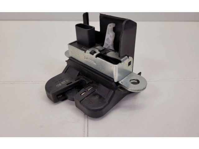 Замок багажника 5G6827505    Volkswagen Golf VII 2013 - 2019 года