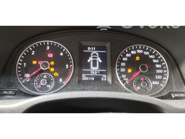 Přístrojová deska  Volkswagen Caddy 2014 2K0920876A  