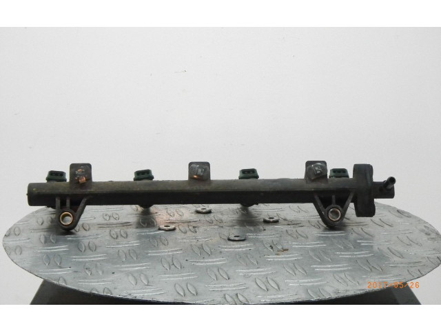 Vstřikovací lišta OK30C1315K4J19   KIA Rio     