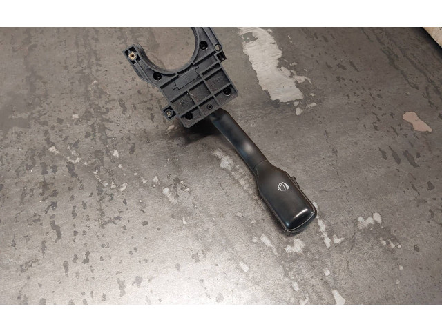 Ручка стеклоочистителей 8D0953503A    Audi A4 S4 B5 8D  ARM 