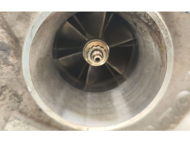 Турбина Volvo C70 30751708 для двигателя D5244T8