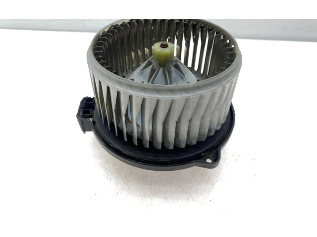 Вентилятор печки 2727000220 Subaru Outback