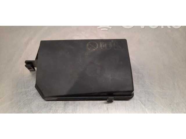 Блок предохранителей 31473868 Volvo XC40